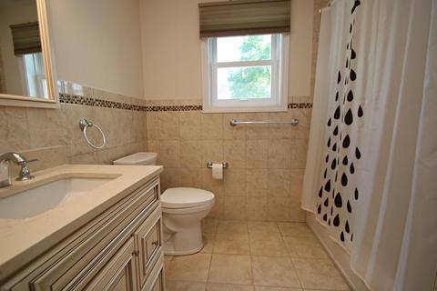 24 Carson St, Saugus, MA 01906 photo 12