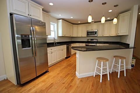 24 Carson St, Saugus, MA 01906 photo 3