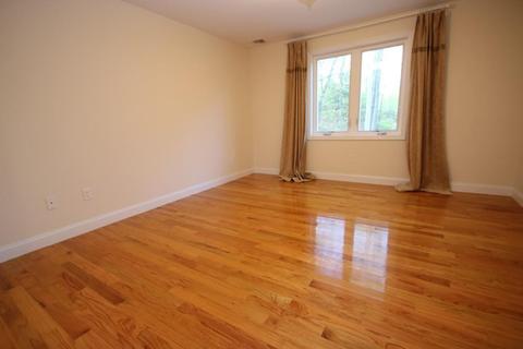 24 Carson St, Saugus, MA 01906 photo 13