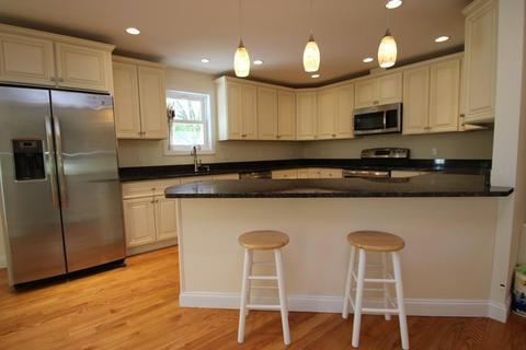 24 Carson St, Saugus, MA 01906 photo 6