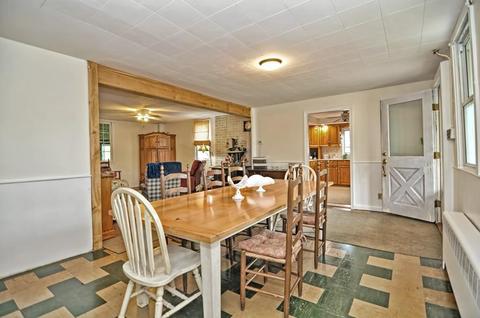 142 Maple St, Douglas, MA 01516 photo 3