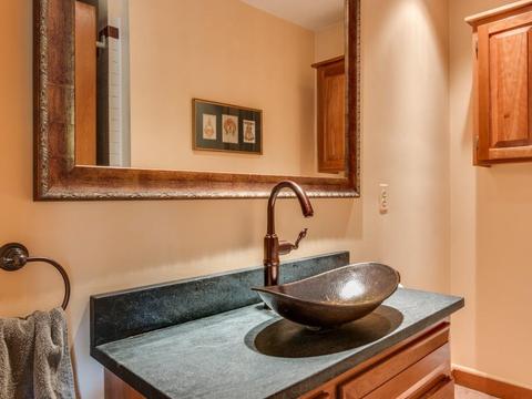 10 Boyles St, Beverly, MA 01915 photo 11