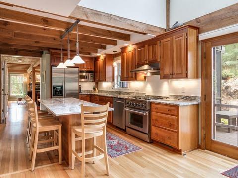 10 Boyles St, Beverly, MA 01915 photo 6