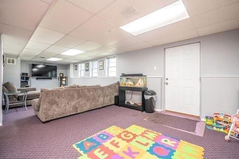 30 Delaware Ave, Springfield, MA 01119 photo 25