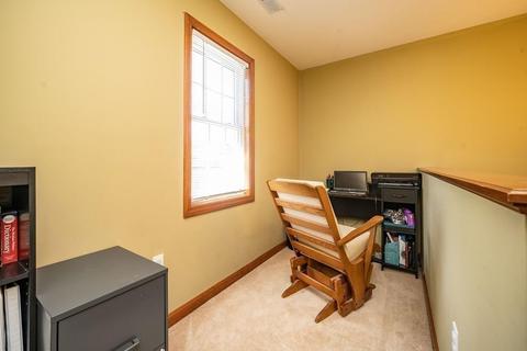 30 Delaware Ave, Springfield, MA 01119 photo 16