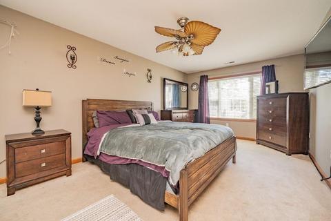30 Delaware Ave, Springfield, MA 01119 photo 17