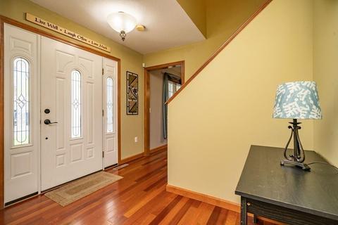 30 Delaware Ave, Springfield, MA 01119 photo 4