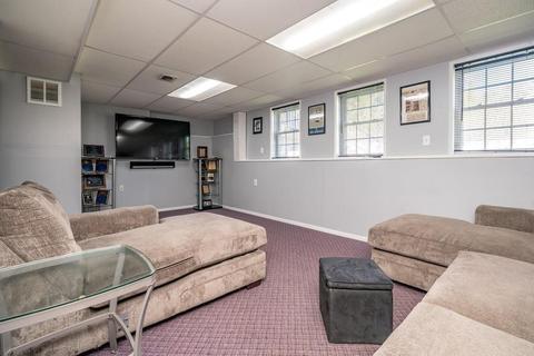 30 Delaware Ave, Springfield, MA 01119 photo 26