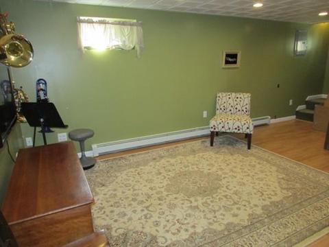 34 Clinton Ave, Saugus, MA 01906 photo 18