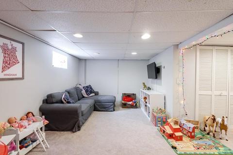 14 Sycamore Ln, Hingham, MA 02043 photo 17