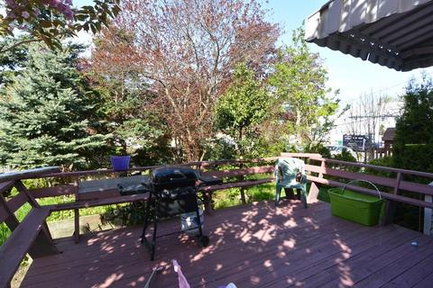 8 Eutaw Ave, Lynn, MA 01902 photo 5