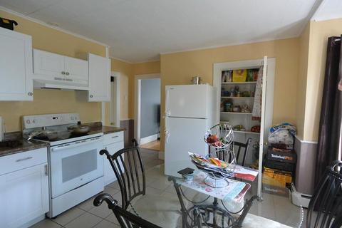 8 Eutaw Ave, Lynn, MA 01902 photo 16