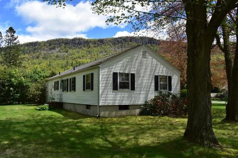 3 Keddy St, Easthampton, MA 01027 photo 2