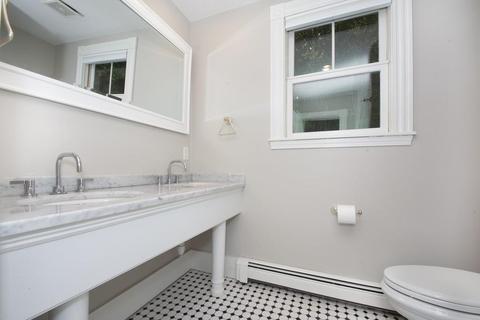 47 Beal St, Hingham, MA 02043 photo 13