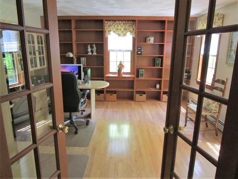 40 Redcoat Dr, Hampstead, NH 03841 photo 28