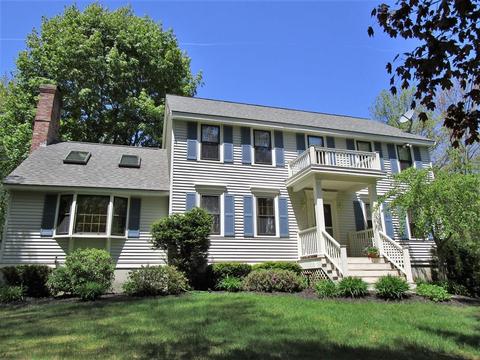 40 Redcoat Dr, Hampstead, NH 03841 photo 1
