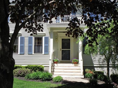 40 Redcoat Dr, Hampstead, NH 03841 photo 2