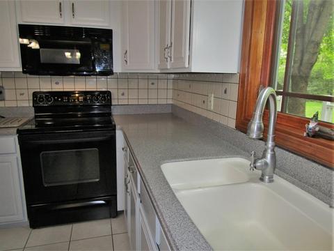 40 Redcoat Dr, Hampstead, NH 03841 photo 11