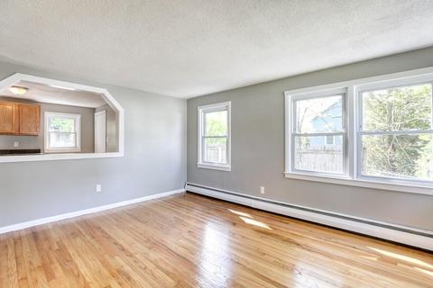 187 Denver St, Springfield, MA 01109 photo 8