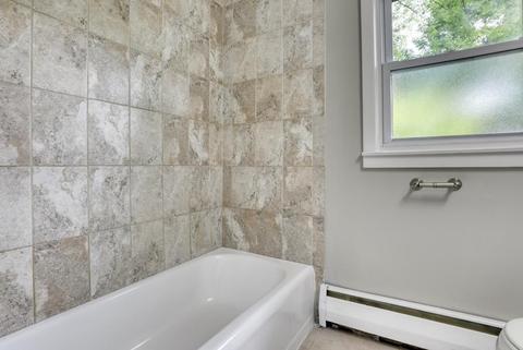 187 Denver St, Springfield, MA 01109 photo 10