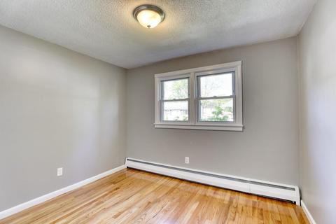 187 Denver St, Springfield, MA 01109 photo 13