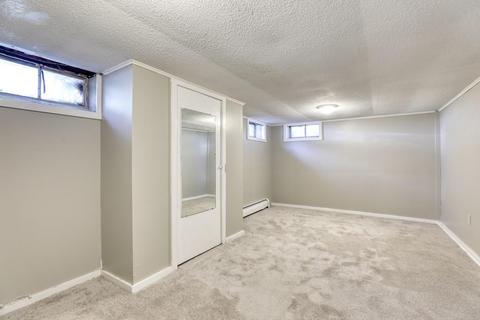 187 Denver St, Springfield, MA 01109 photo 16