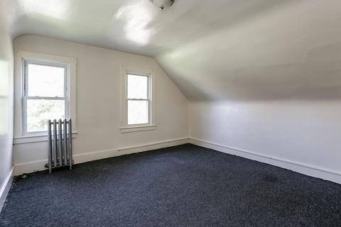 37 Longview St, Springfield, MA 01108 photo 24