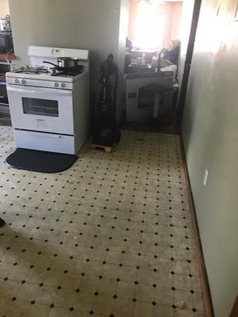 6 Chrome St, Worcester, MA 01604 photo 13
