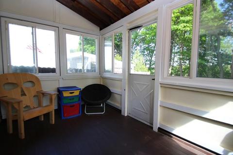 9 Central Pl, Saugus, MA 01906 photo 7