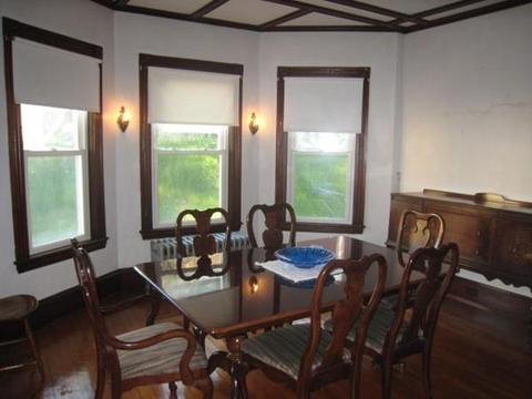 4 Warner St, Gloucester, MA 01930 photo 2