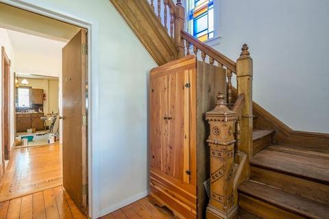 85 Nonotuck, Holyoke, MA 01040 photo 6