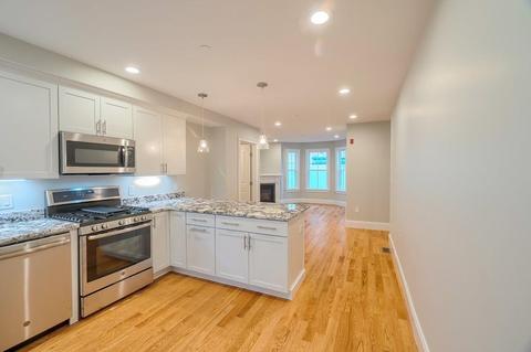 25 Cherry St #2, Danvers, MA 01923 photo 4