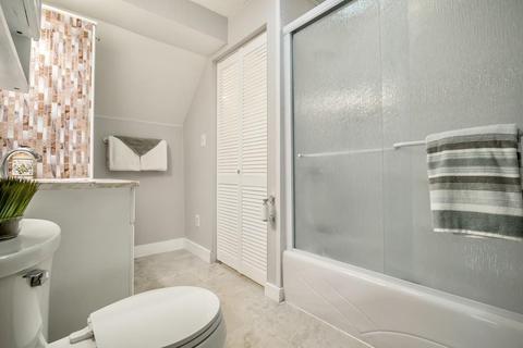 949 Roosevelt Ave, Springfield, MA 01109 photo 25