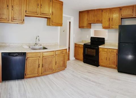 5 Field Way, Worcester, MA 01602 photo 4
