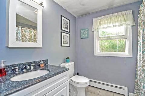 32 Colonial Rd, Douglas, MA 01516 photo 12
