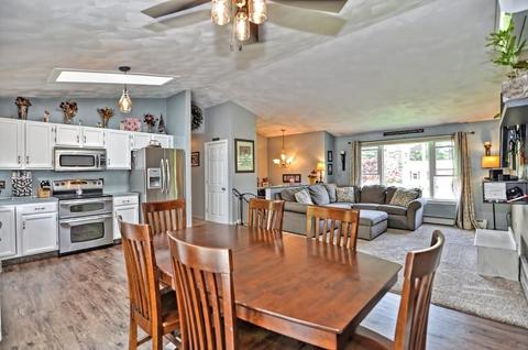 32 Colonial Rd, Douglas, MA 01516 photo 7
