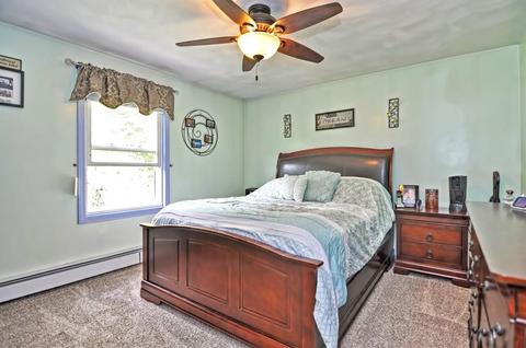 32 Colonial Rd, Douglas, MA 01516 photo 10