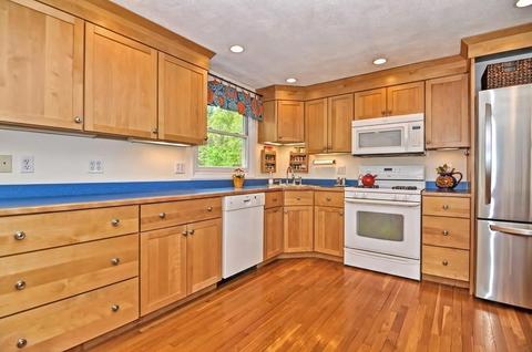 10 Simon Willard Rd, Acton, MA 01720 photo 4