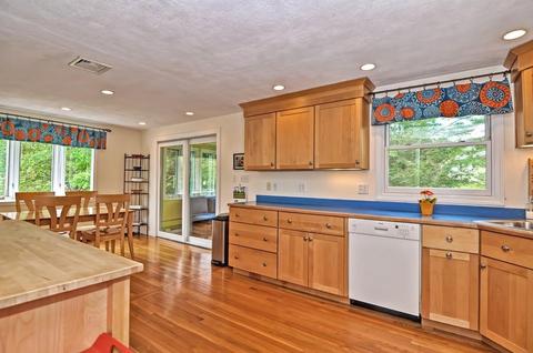10 Simon Willard Rd, Acton, MA 01720 photo 8