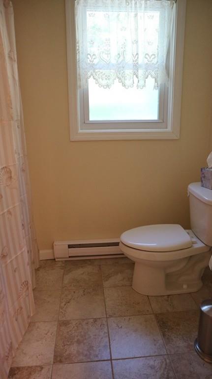 7 Surrey Ln, Webster, MA 01570 photo 11