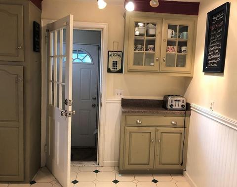 201 Gillette Ave, Springfield, MA 01118 photo 8