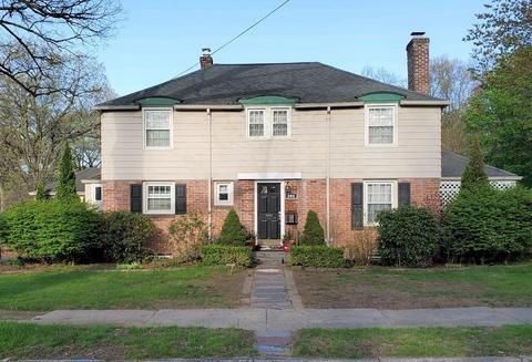 201 Gillette Ave, Springfield, MA 01118 photo 1