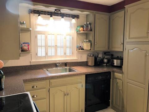 201 Gillette Ave, Springfield, MA 01118 photo 7