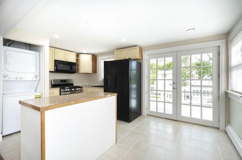 29 D St, Hull, MA 02045 photo 8