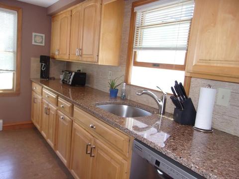 2 Hampton Cir, Hull, MA 02045 photo 6