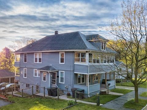 38 Rapalus St, Springfield, MA 01151 photo 2