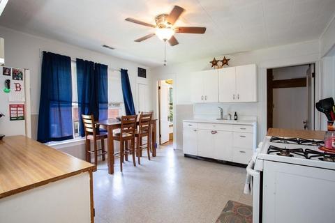38 Rapalus St, Springfield, MA 01151 photo 10