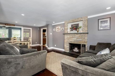 22 Sunset Dr, Beverly, MA 01915 photo 3
