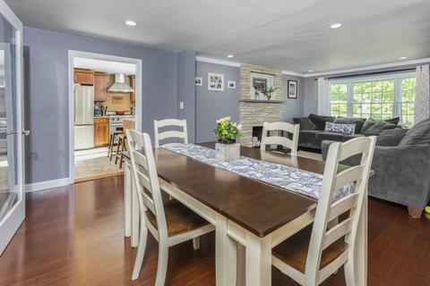 22 Sunset Dr, Beverly, MA 01915 photo 6