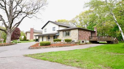 90 Gaffney Rd, Dedham, MA 02026 photo 3